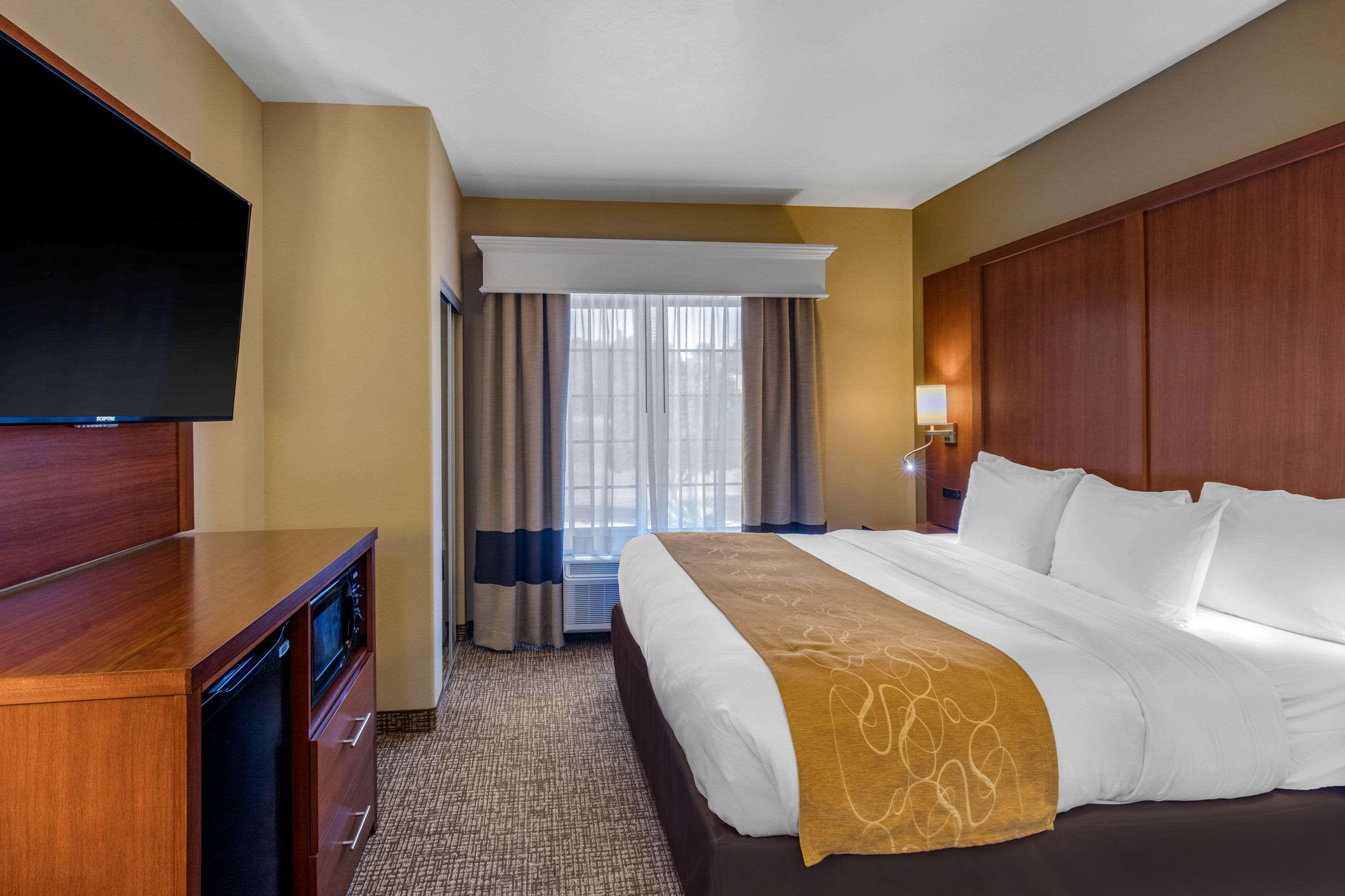 Comfort Suites Marshall Kültér fotó