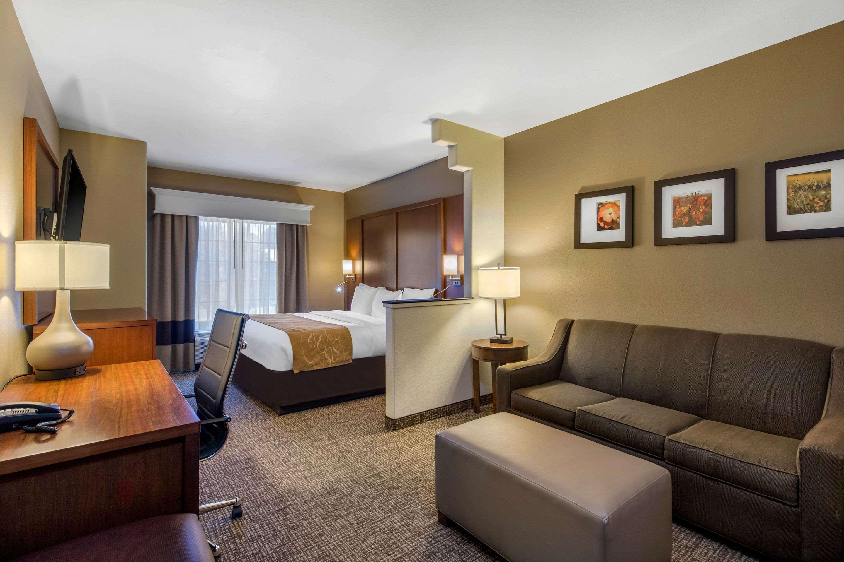 Comfort Suites Marshall Kültér fotó