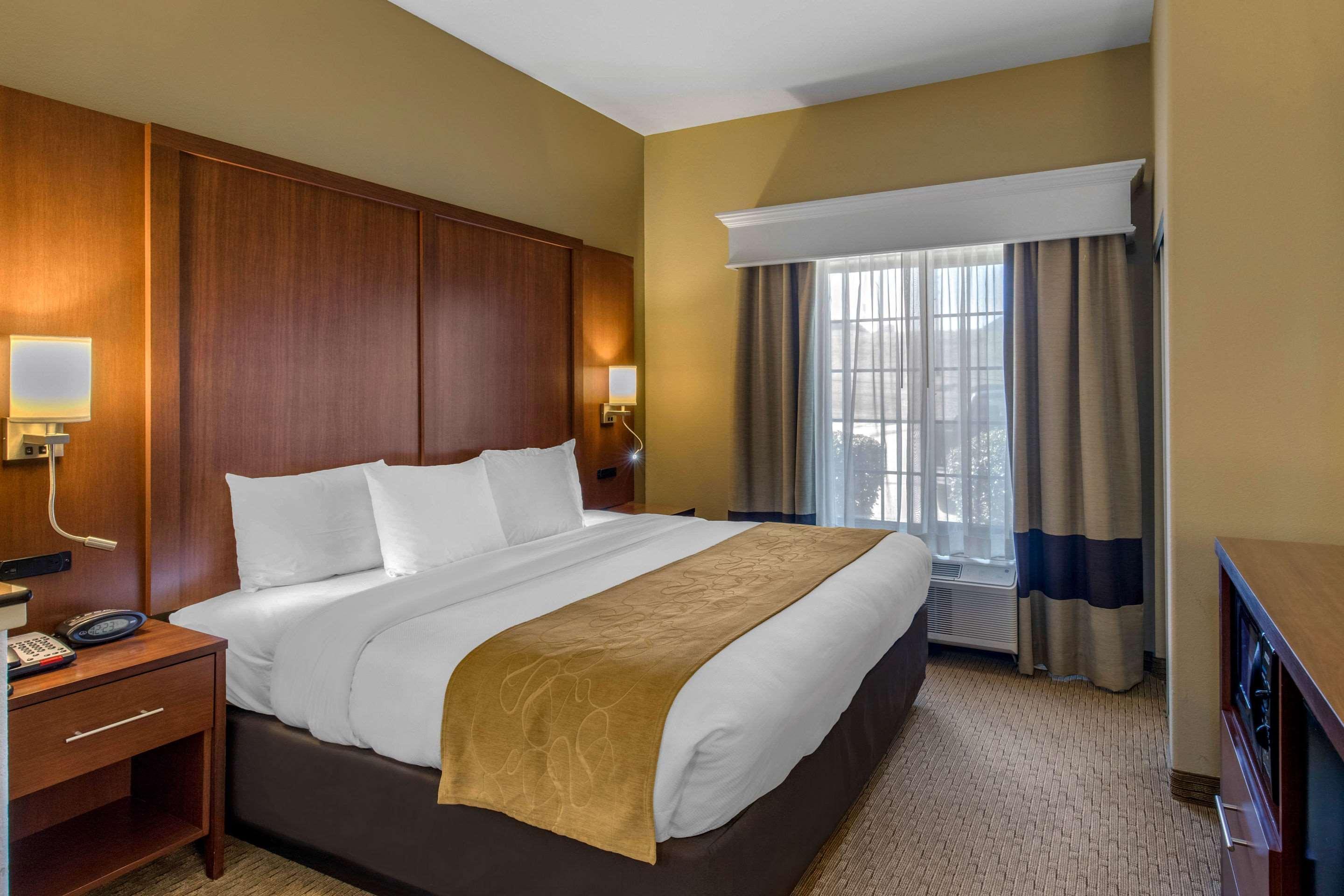 Comfort Suites Marshall Kültér fotó