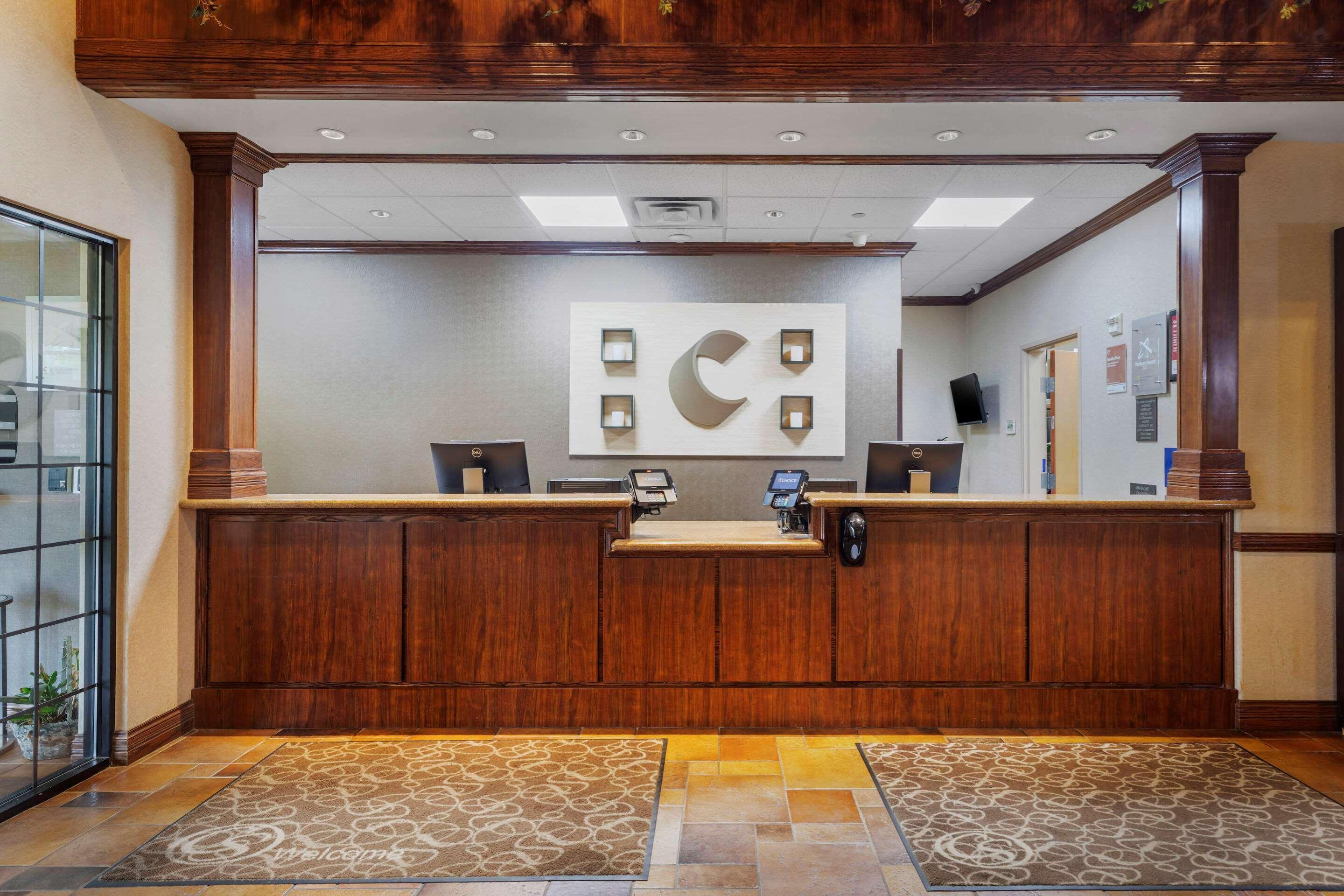 Comfort Suites Marshall Kültér fotó