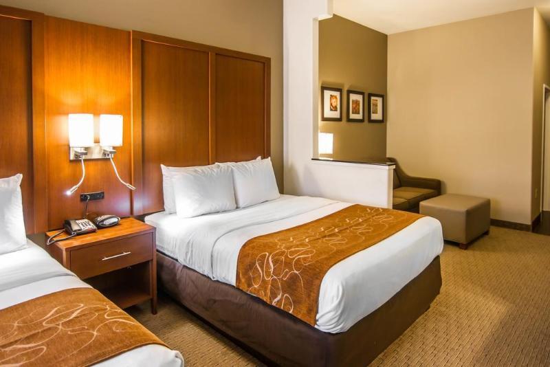 Comfort Suites Marshall Kültér fotó